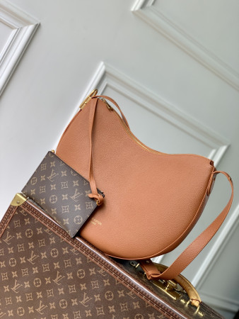 LV Low Key Cookie MM M14642 32x26x5cm