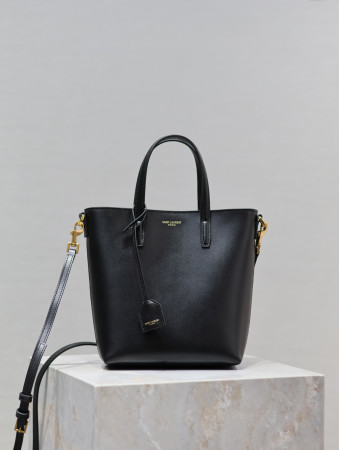 y*l Sa**t Lau*nt paris mini toy shopping in smooth leather black 7.1 x 6.7 x 3.1 inches