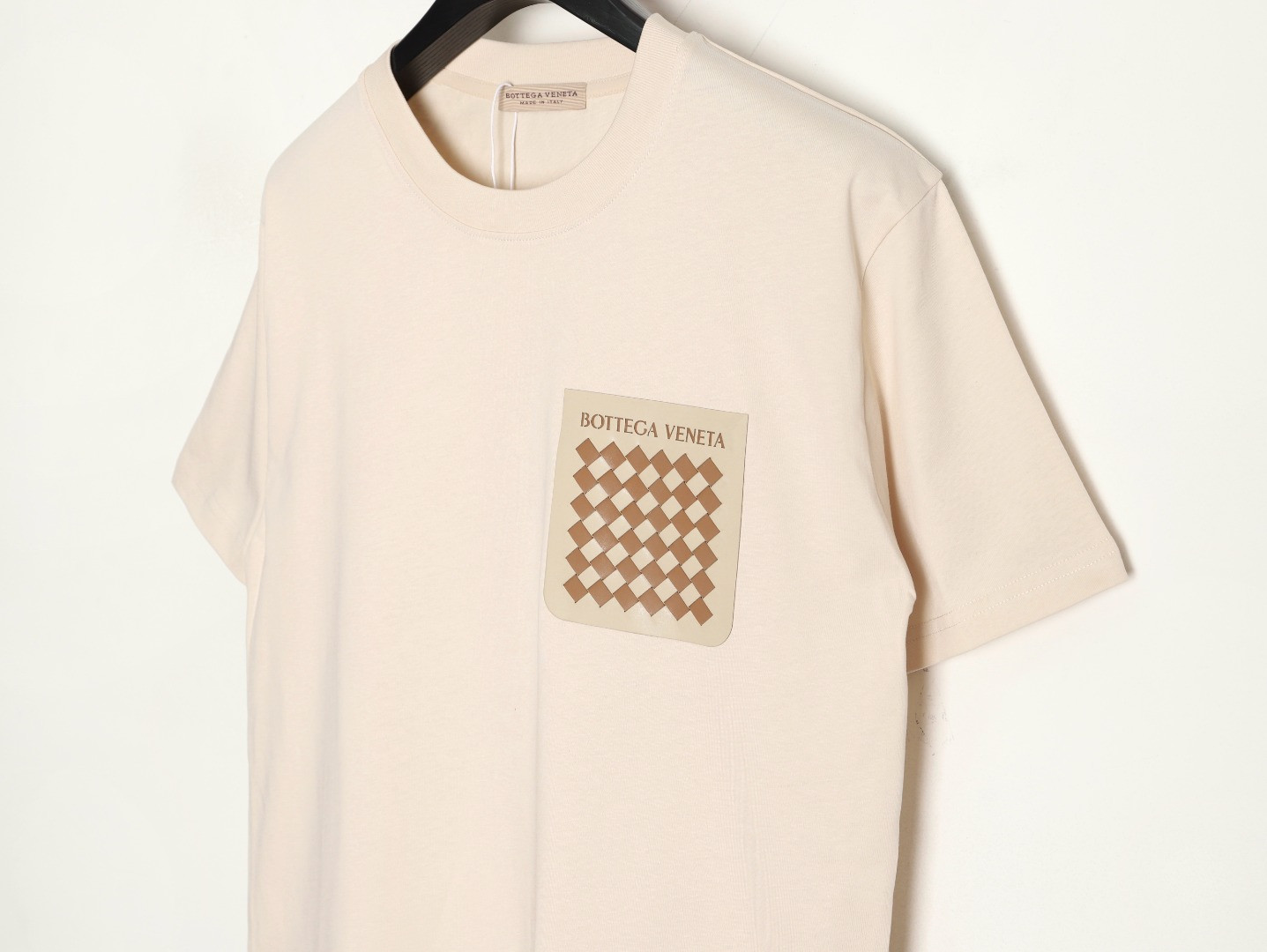 bo*te*ga Ve*ne*ta bv 25ss short-sleeved t-shirt