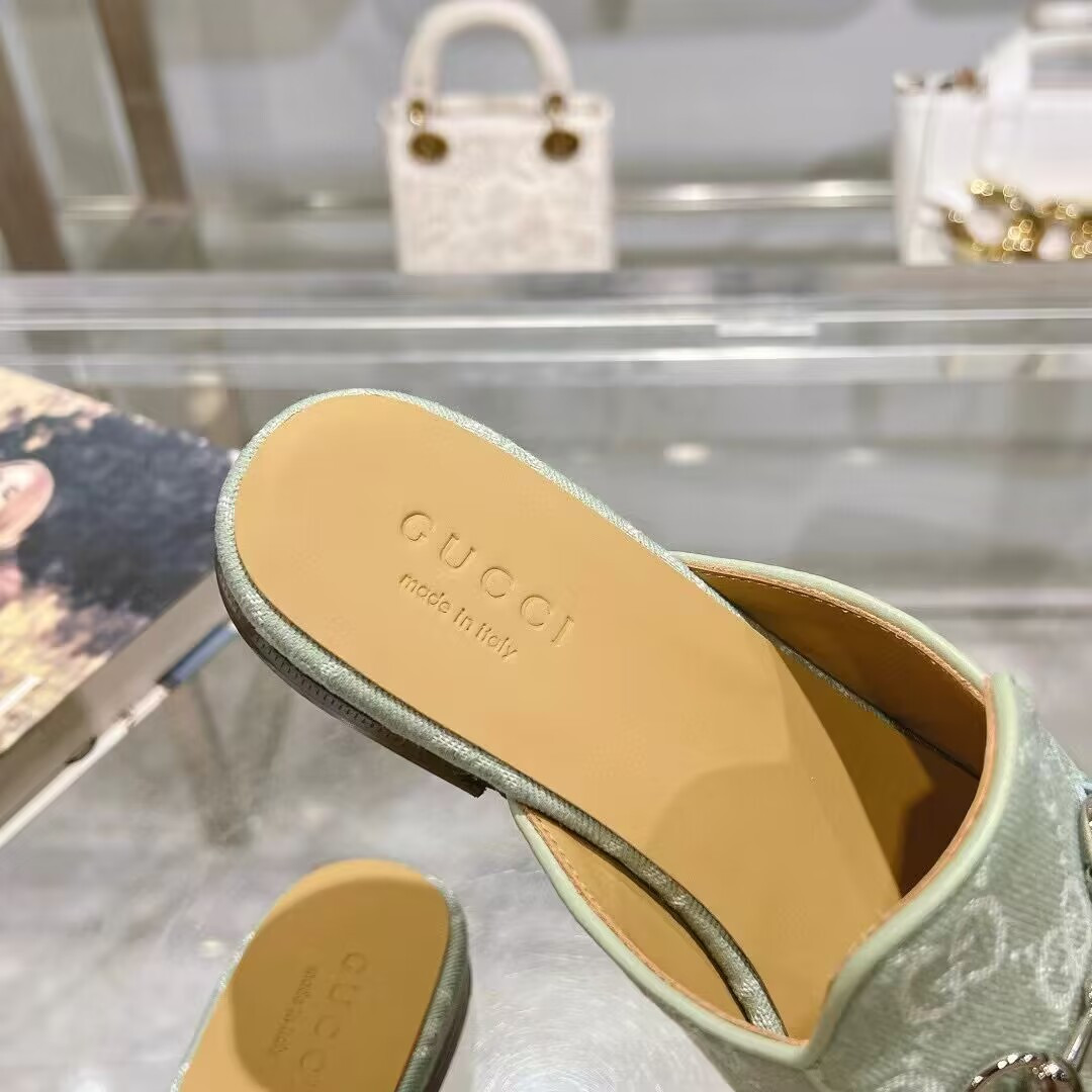 ua G*u*i princetown slipper