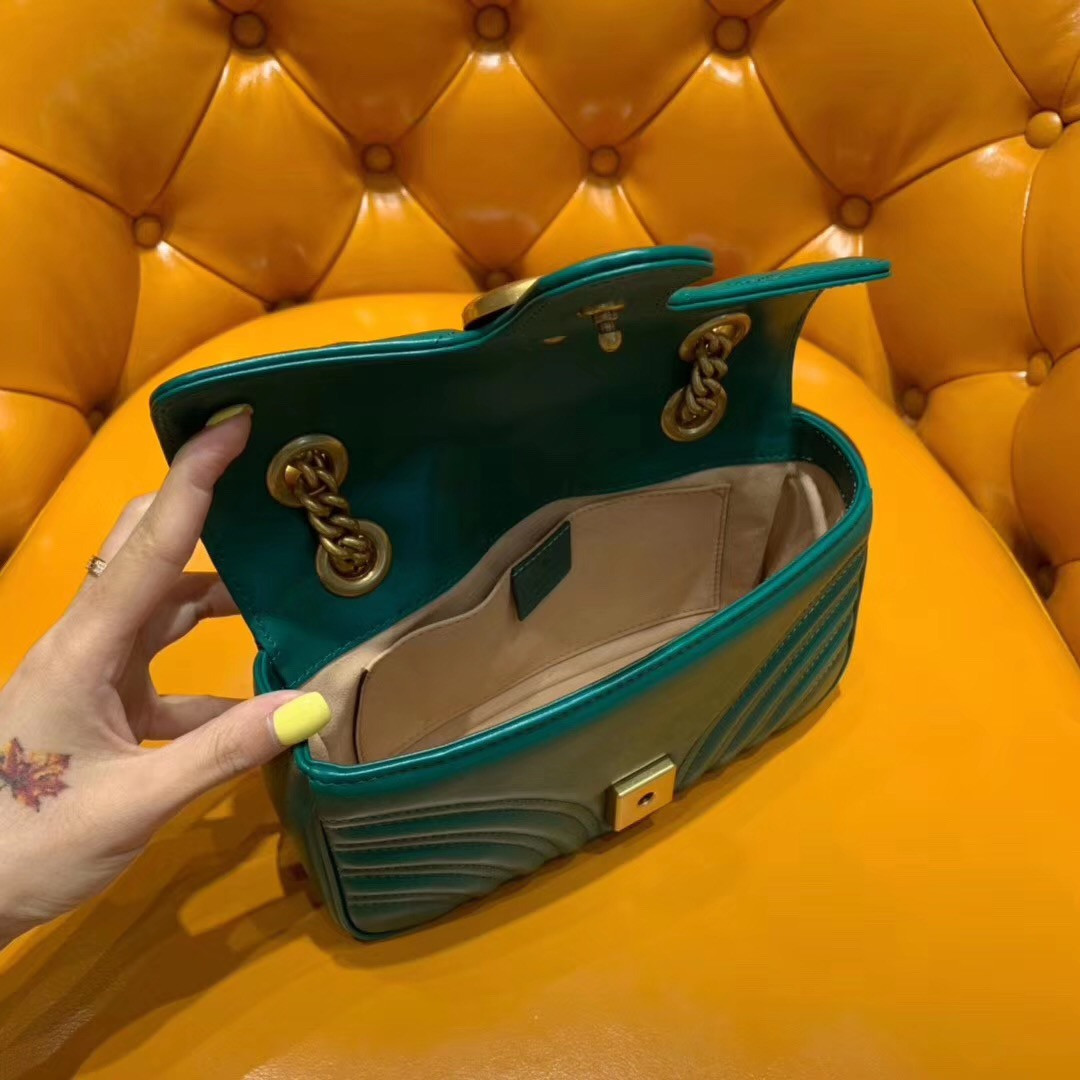 GG Marmont Shoulder Bag 22cm