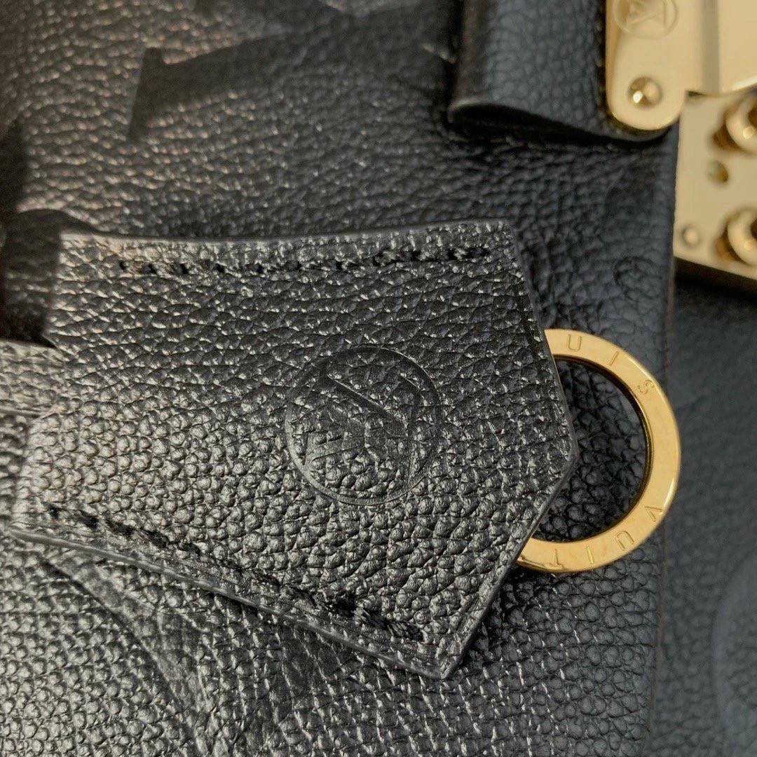 LV MADELEINE MM M45976