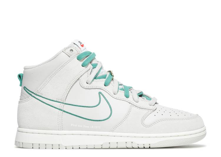 Nike Dunk High SE First Use Sail