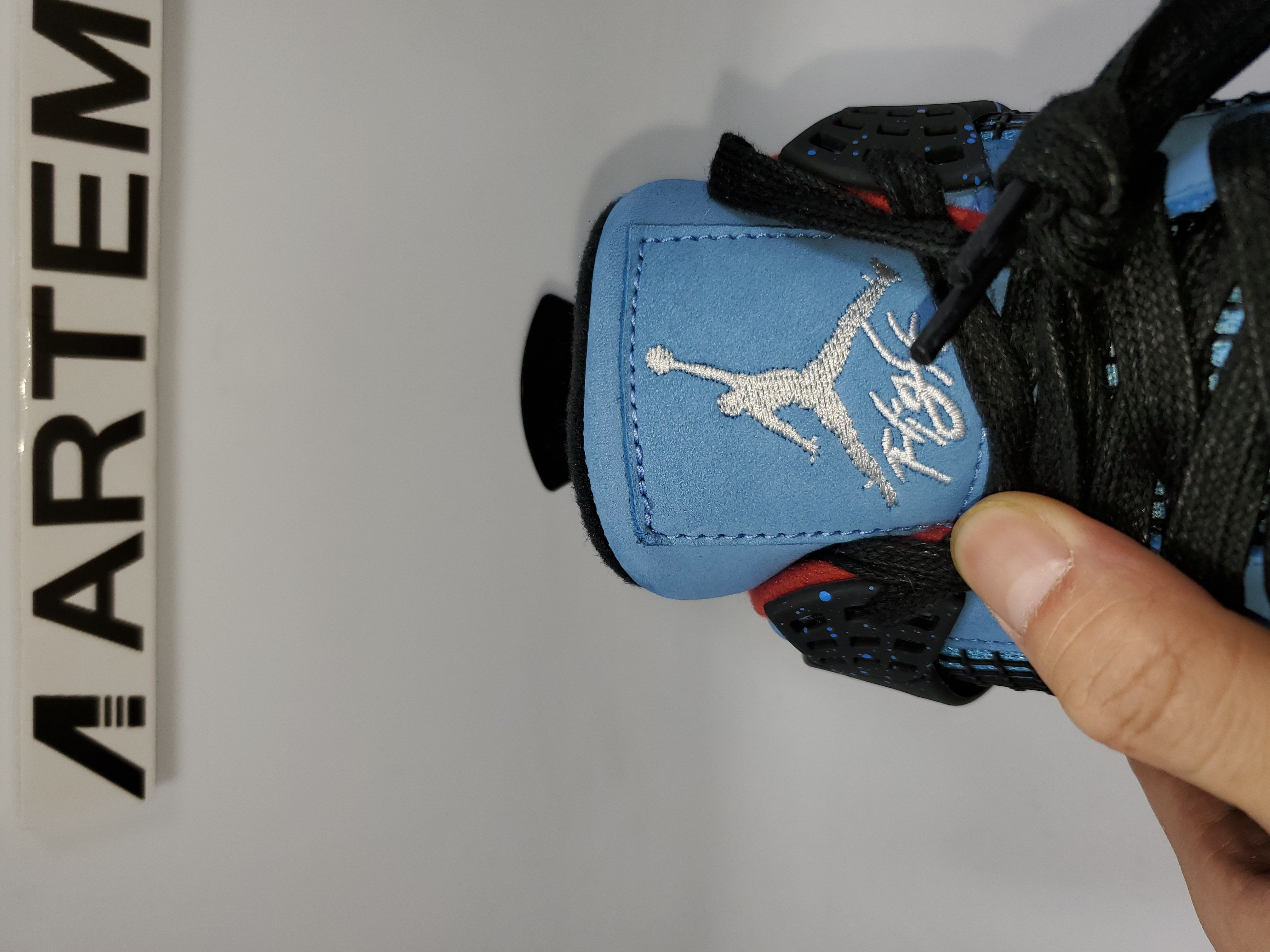 Air Jordan 4 Retro Travis Scott Cactus Jack