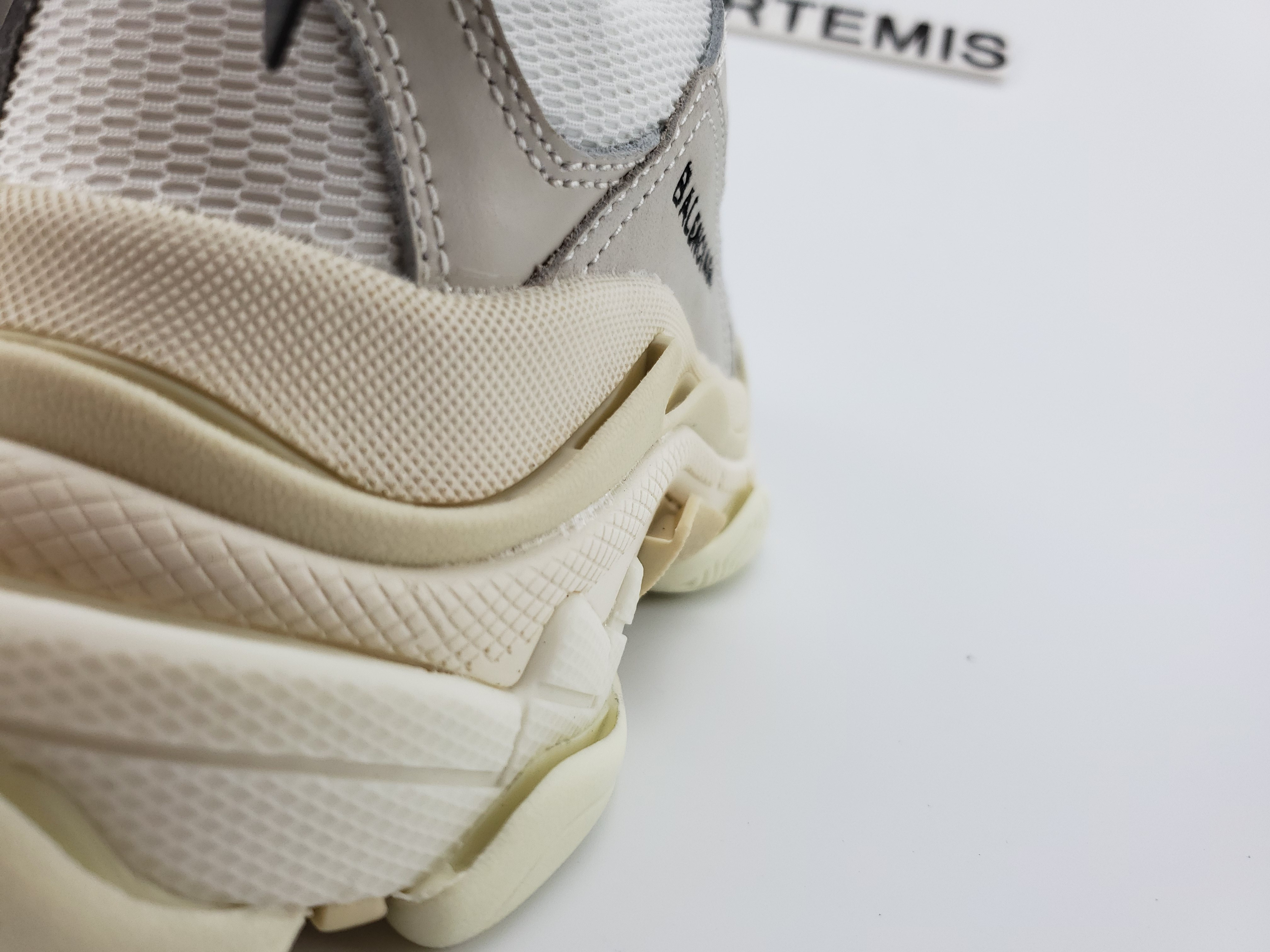 Balenciga Triple S White (2018 Reissue)