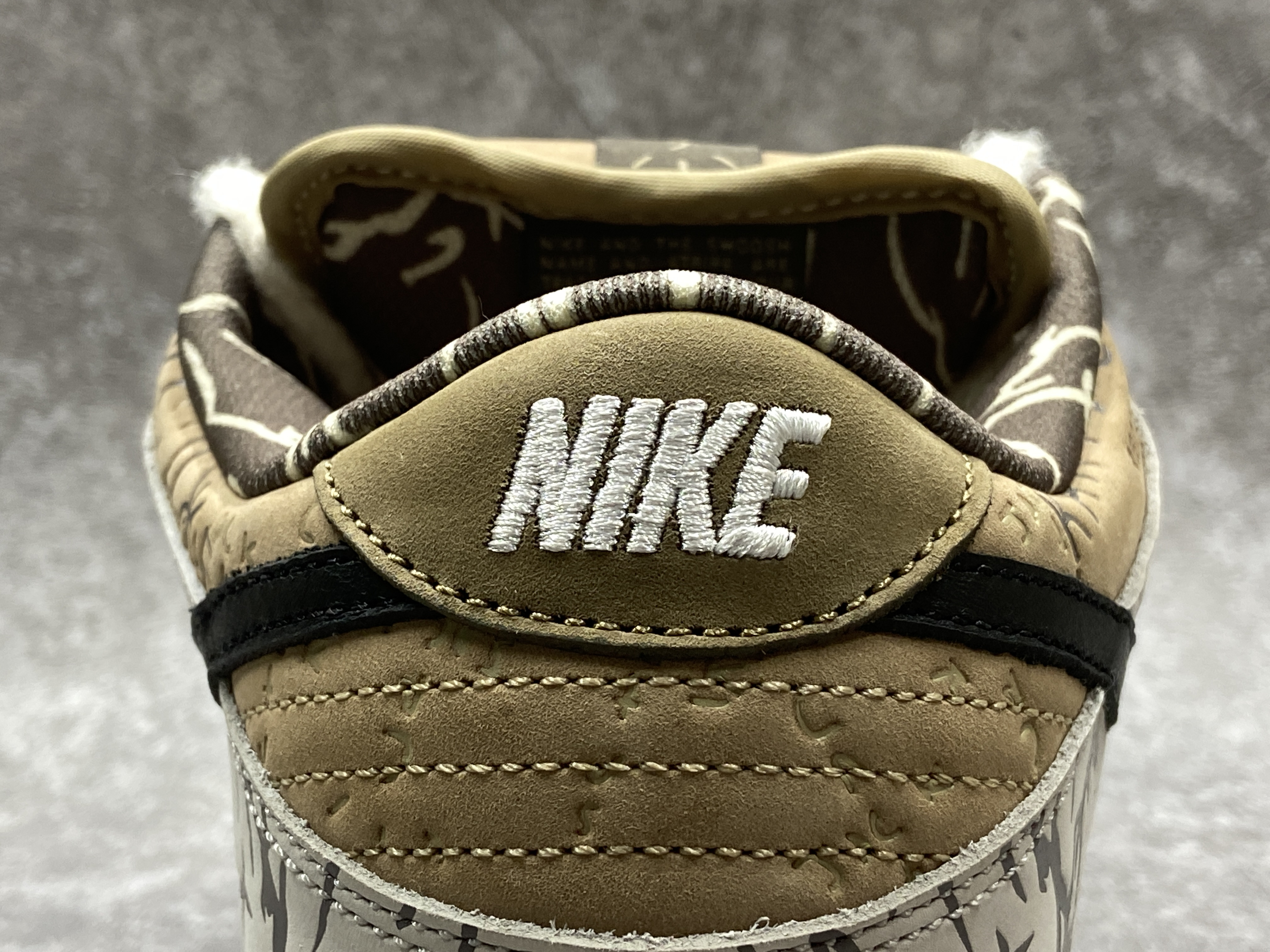 Nike SB Dunk Low Travis Scott (No Shoes Box)