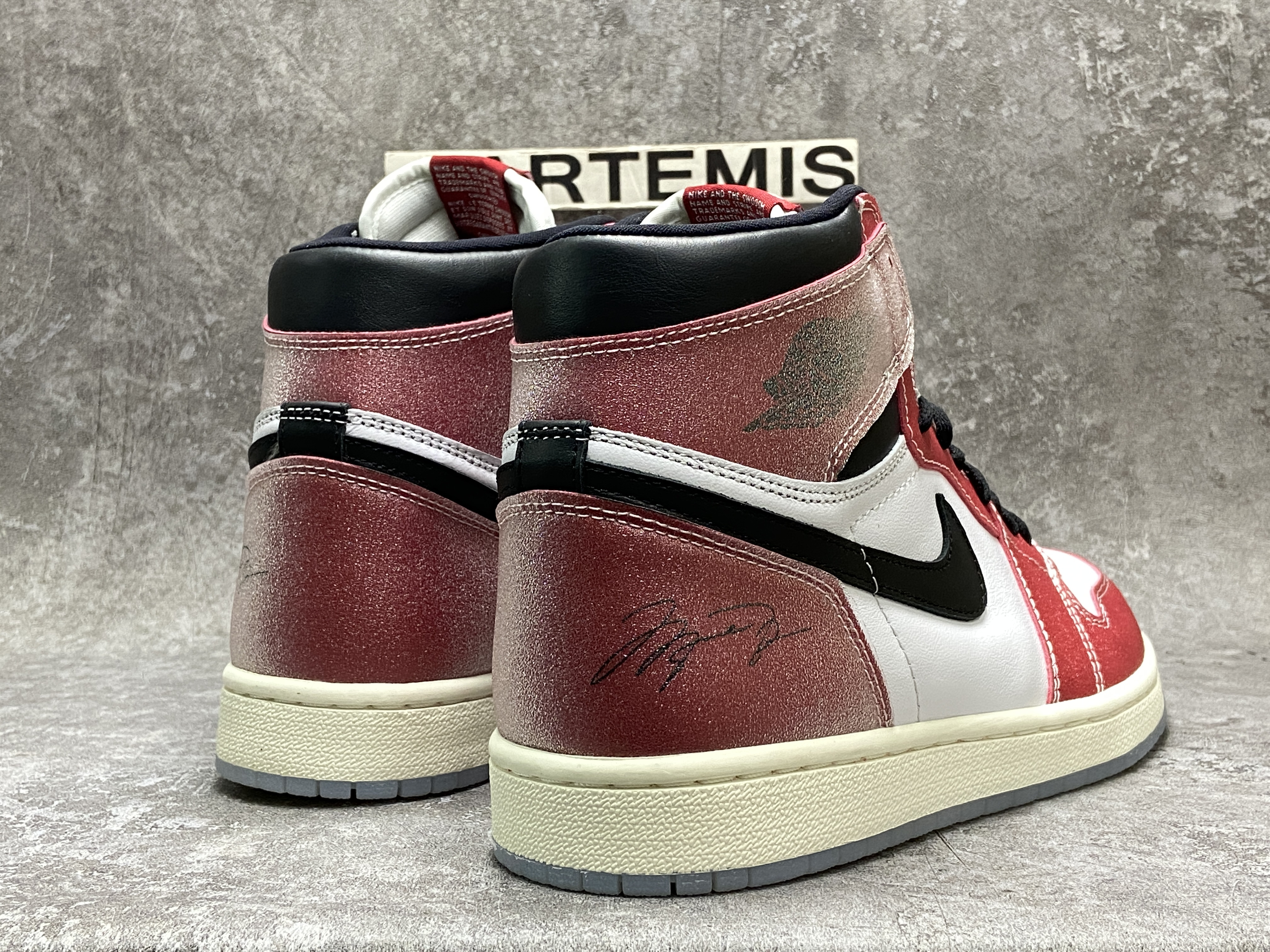 Jordan 1 Retro High Trophy Room Chicago