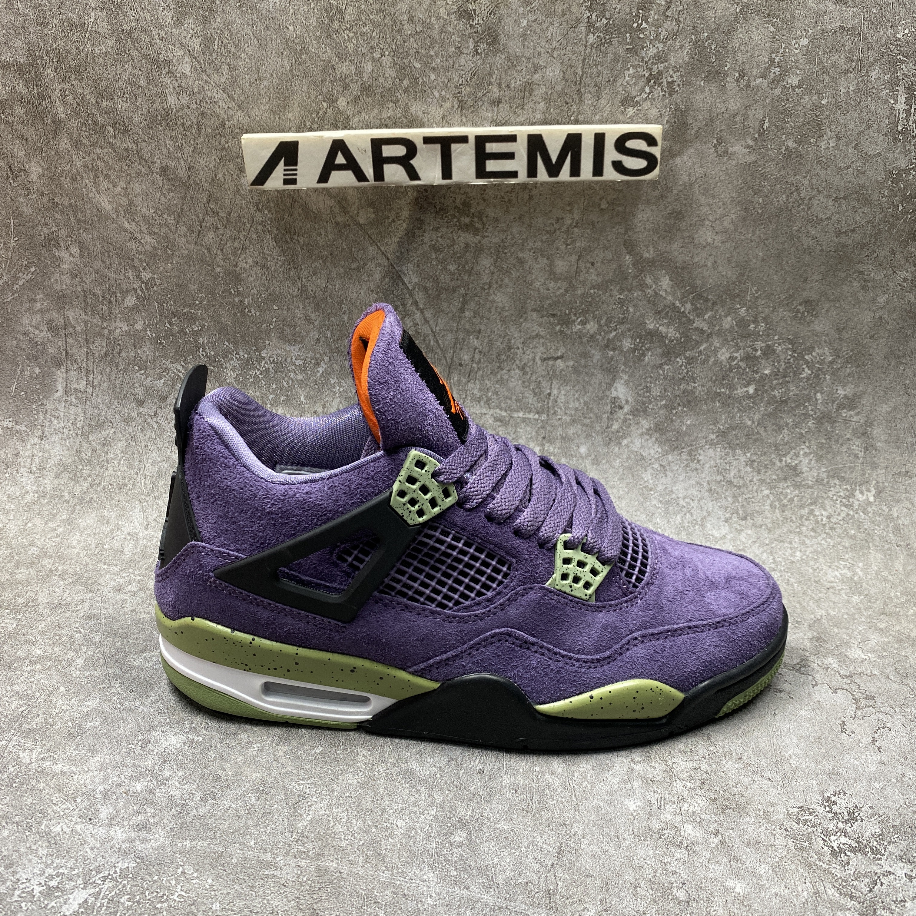 Air Jordan 4 “Canyon Purple”