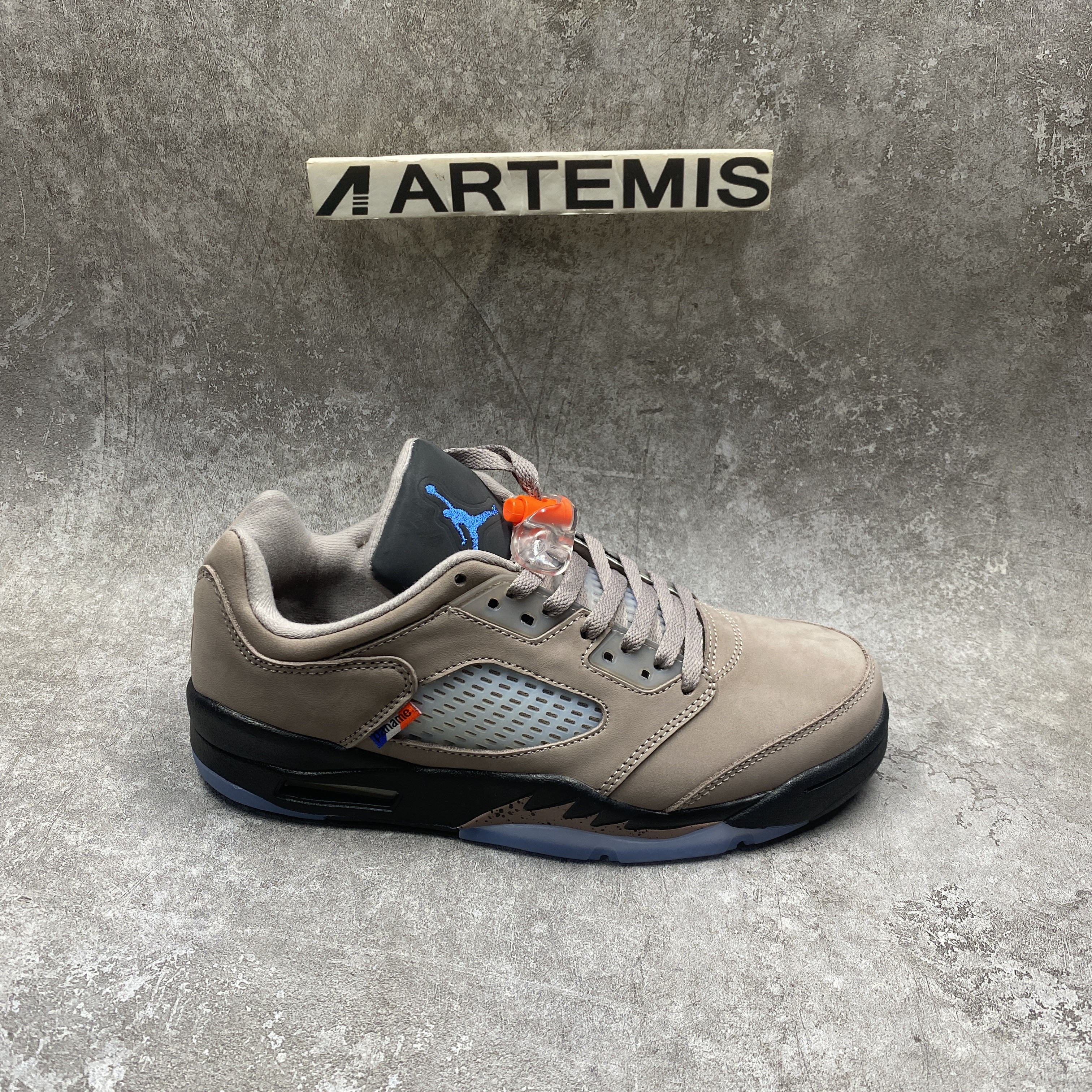 ‍PSG x Air Jordan 5 Retro Low Pumice