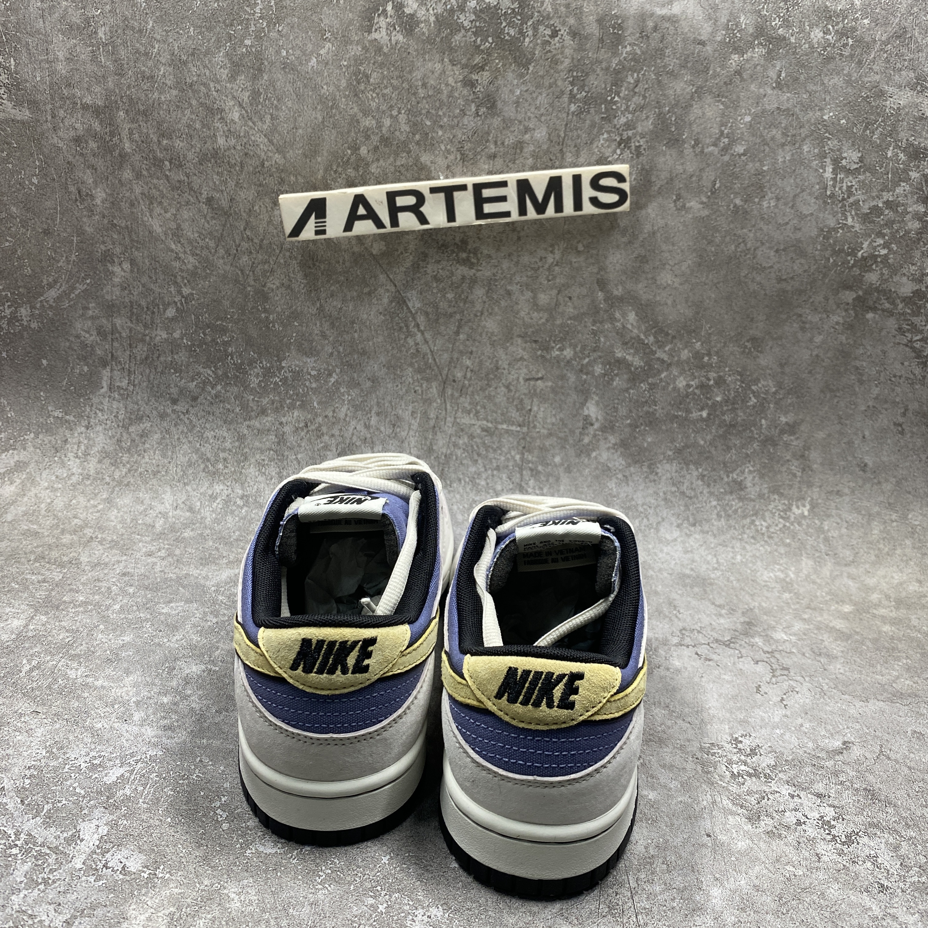 Otomo Katsuhiro x Nike SB Dunk Low Steamboy OST Yellow Blue