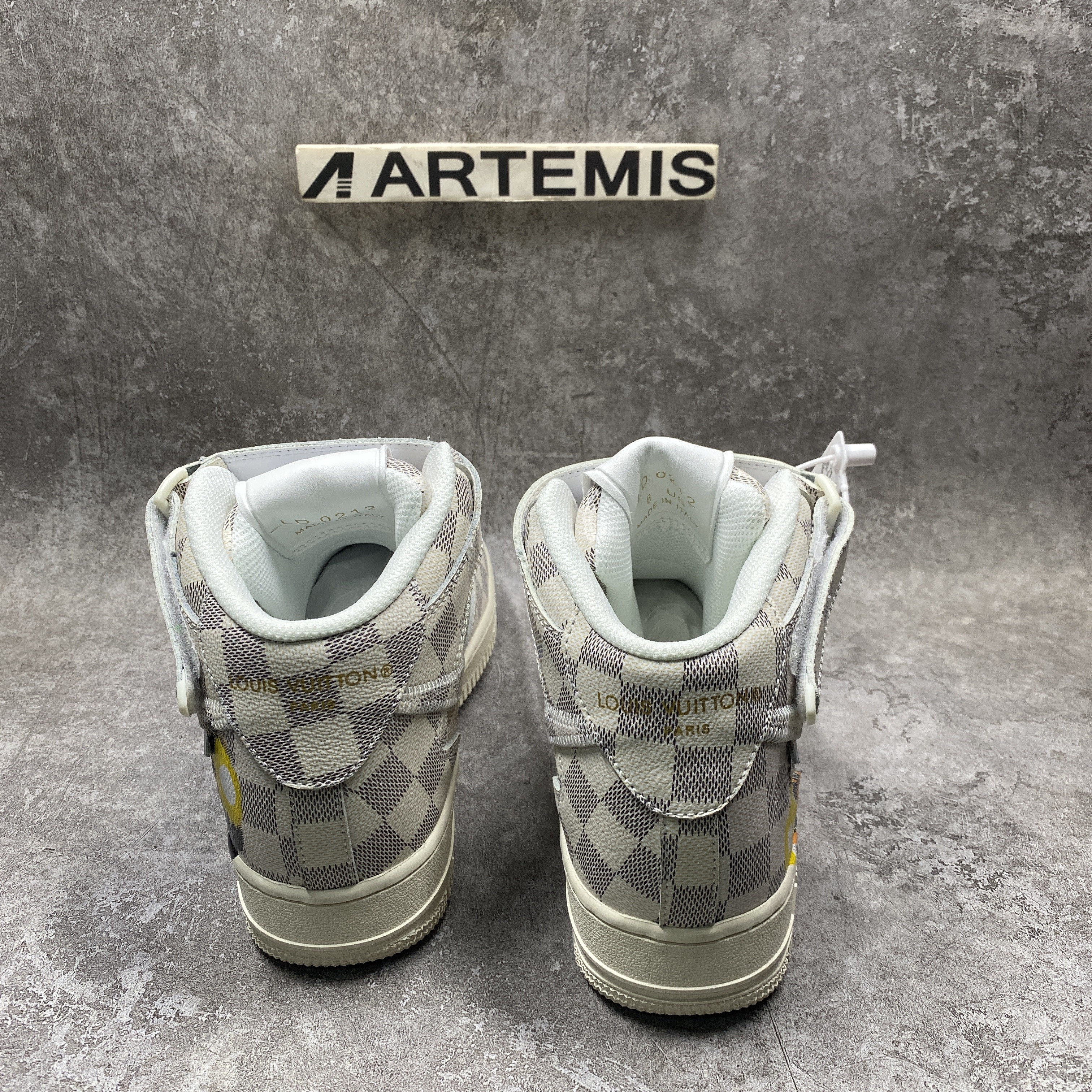 1V x Nike Air Force 1 Mid By Virgil Abloh Graffiti