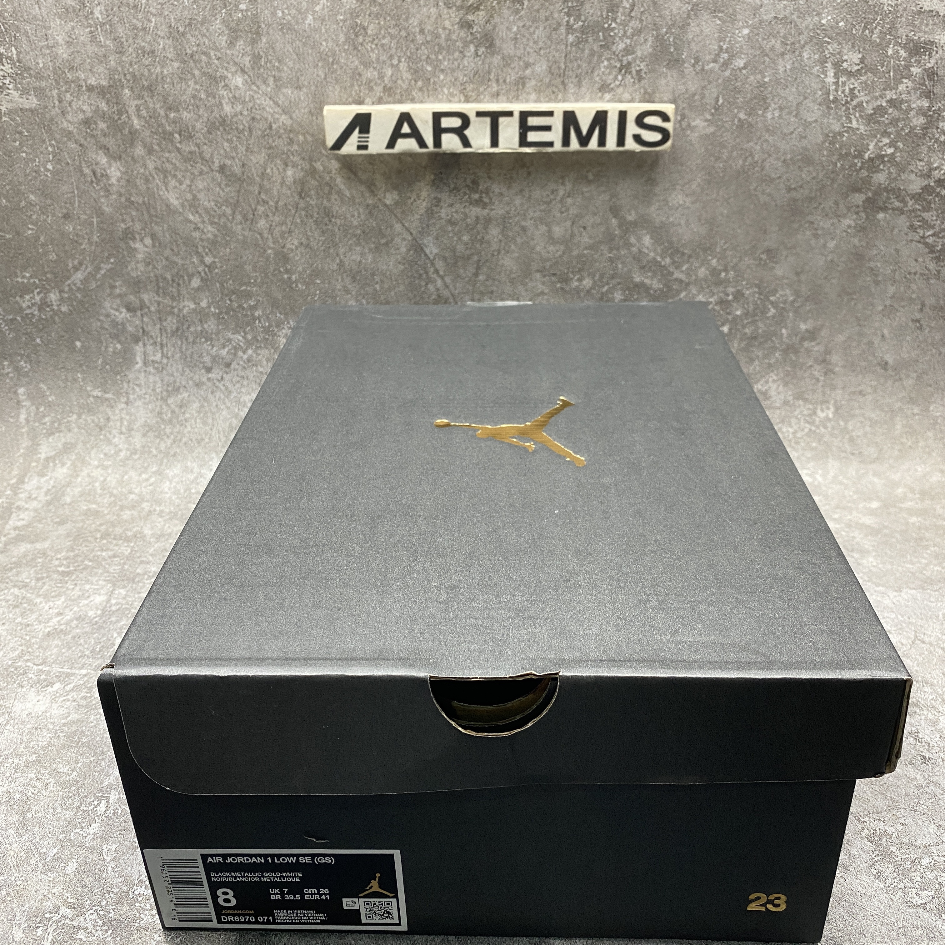 Air Jordan 1 Low SE Gold Toe