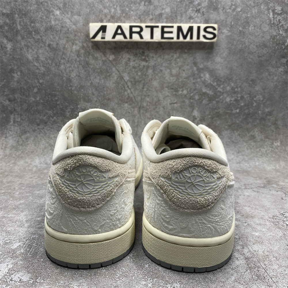 CHRIS PAUL X AIR JORDAN 1 RETRO LOW OG 