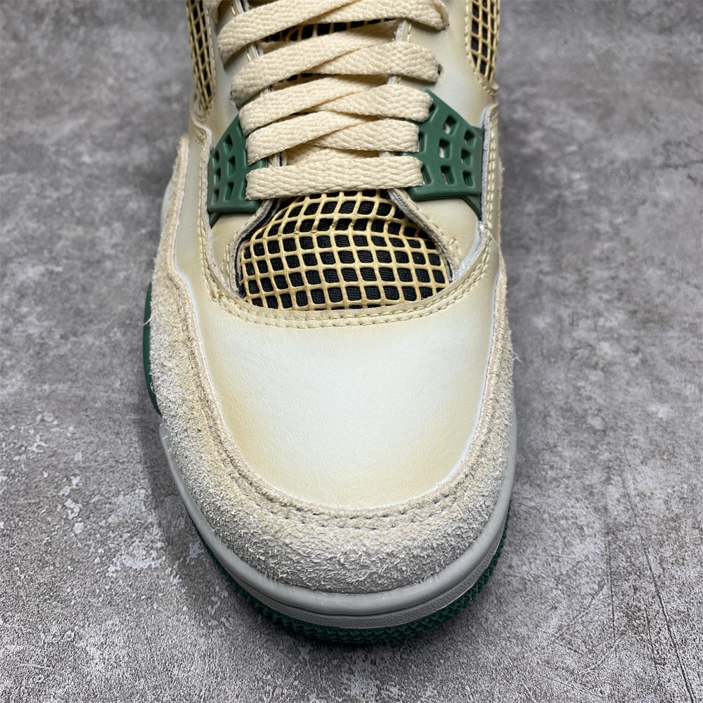 AIR JORDAN 4 RETRO 2024