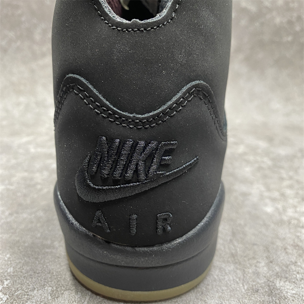 A MA MANIÉRE X AIR JORDAN 5 RETRO 