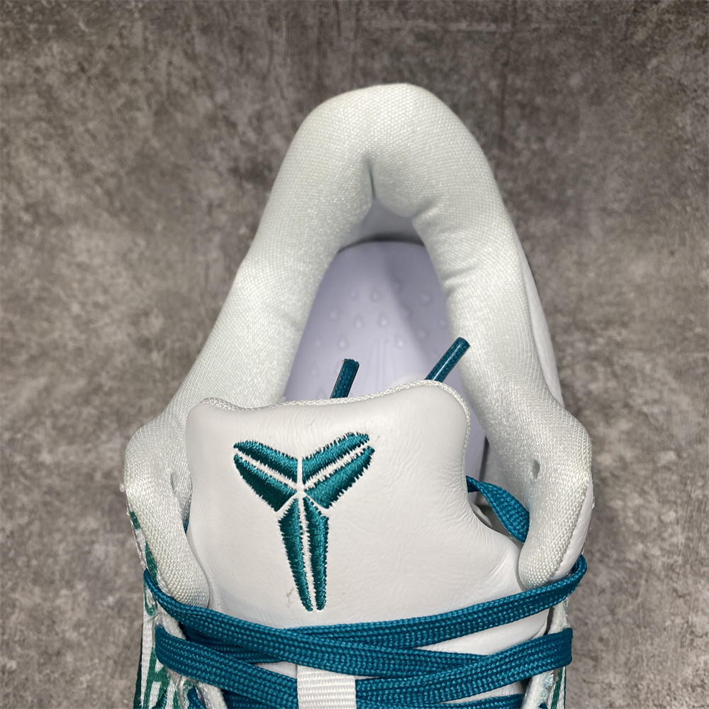 KOBE 8 PROTRO 