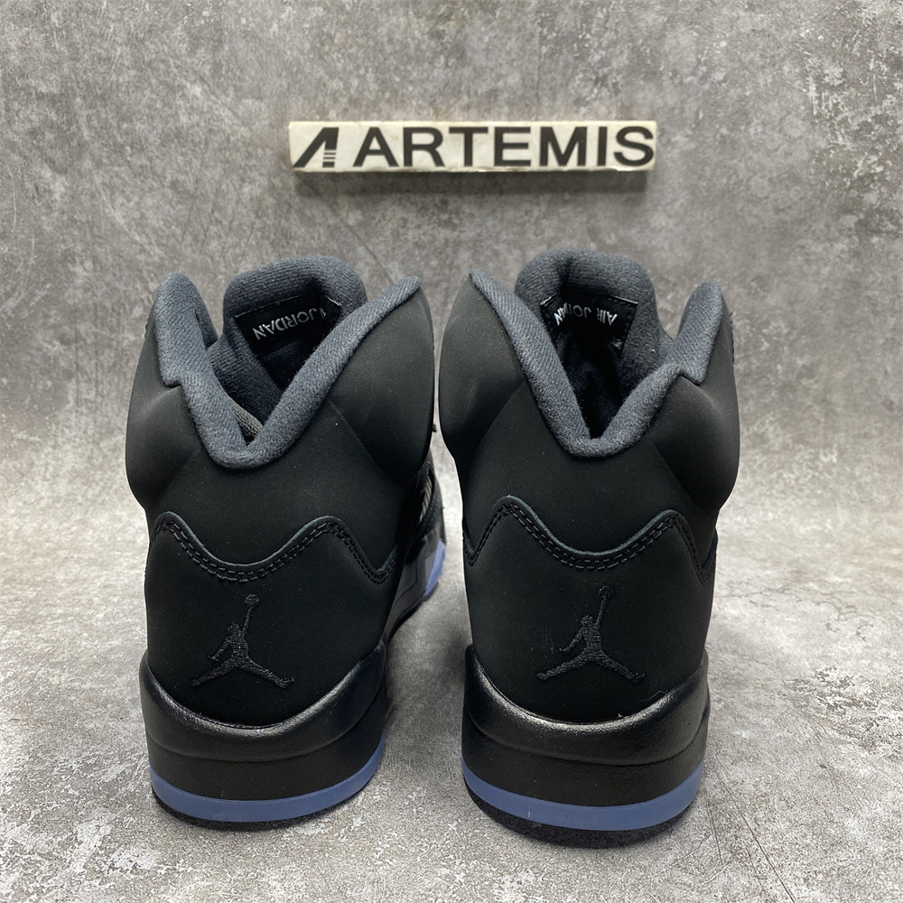 AIR JORDAN 5 RETRO SE 