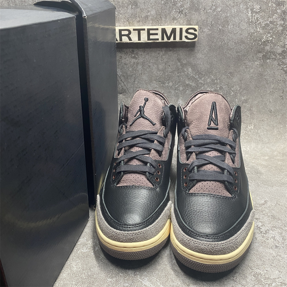 UA Jordan 3 Retro OG SP A Ma Maniére Black Violet Ore