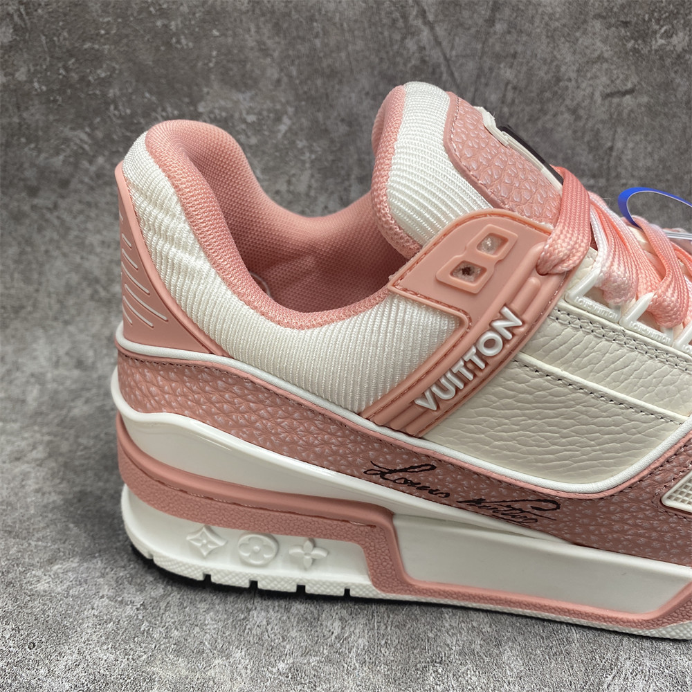 UA LV Trainer Sneaker