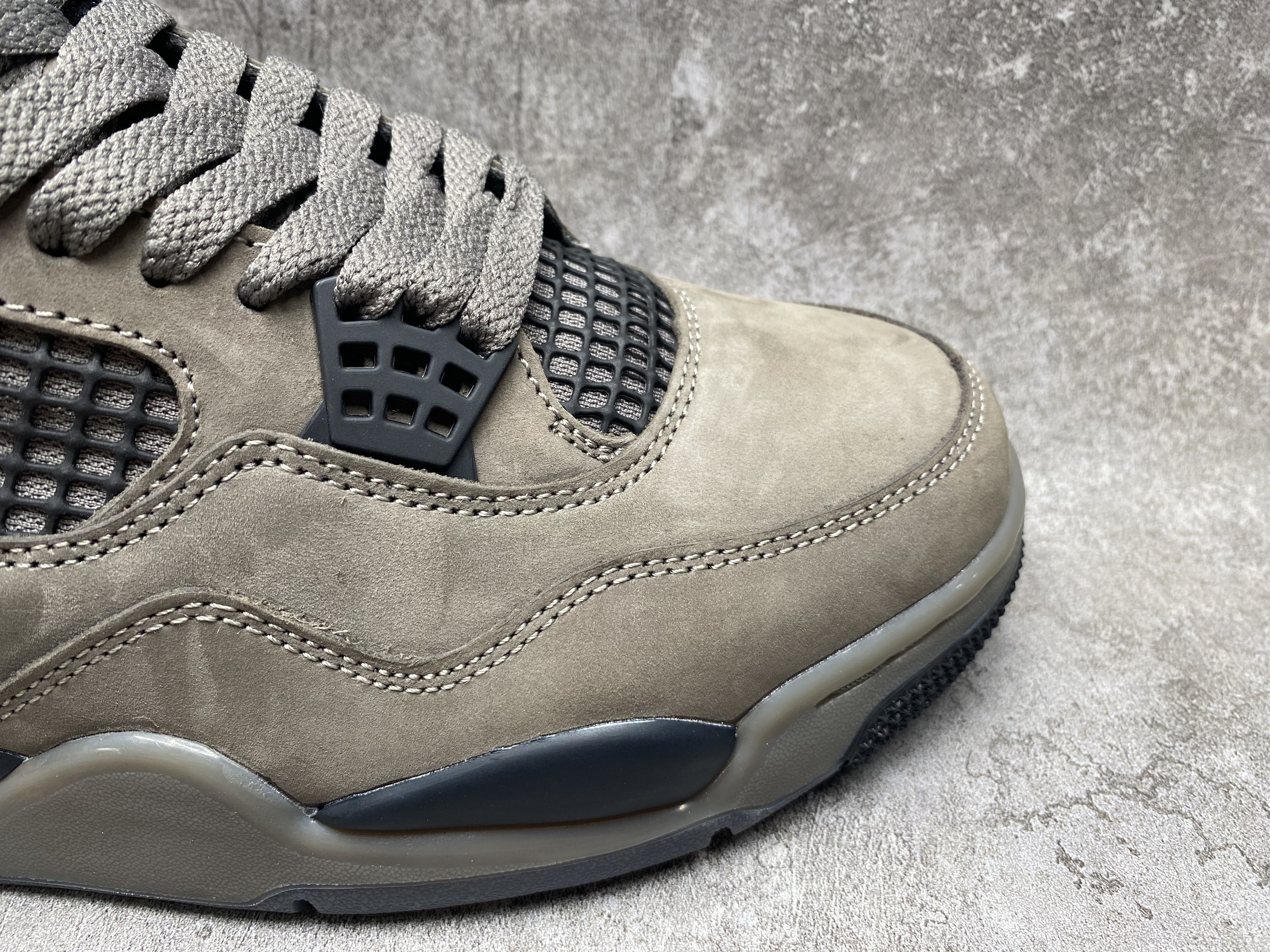 UA Air Jordan 4 Retro