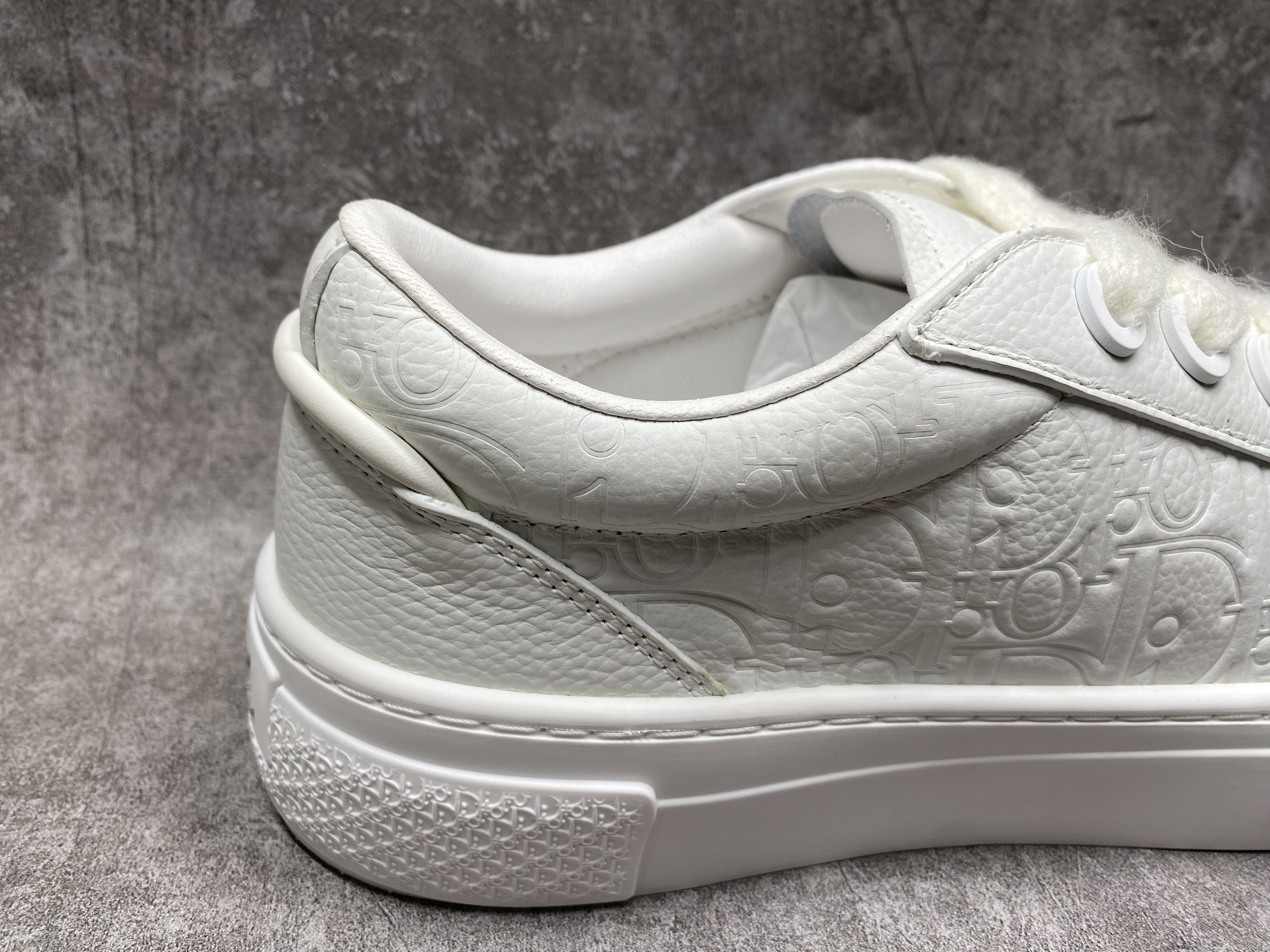 ua D*or b33 sneaker