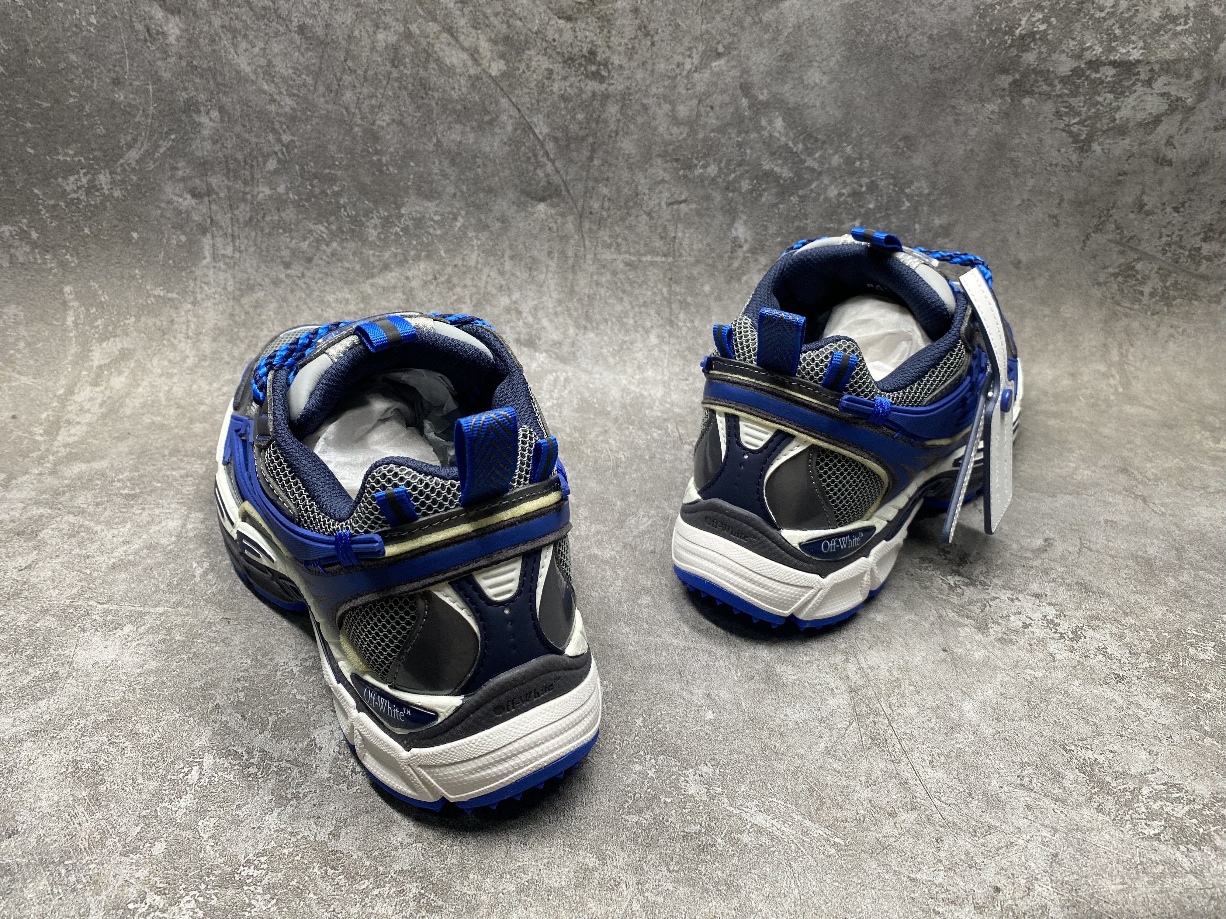 UA Off-White "BE RIGHT BACK"