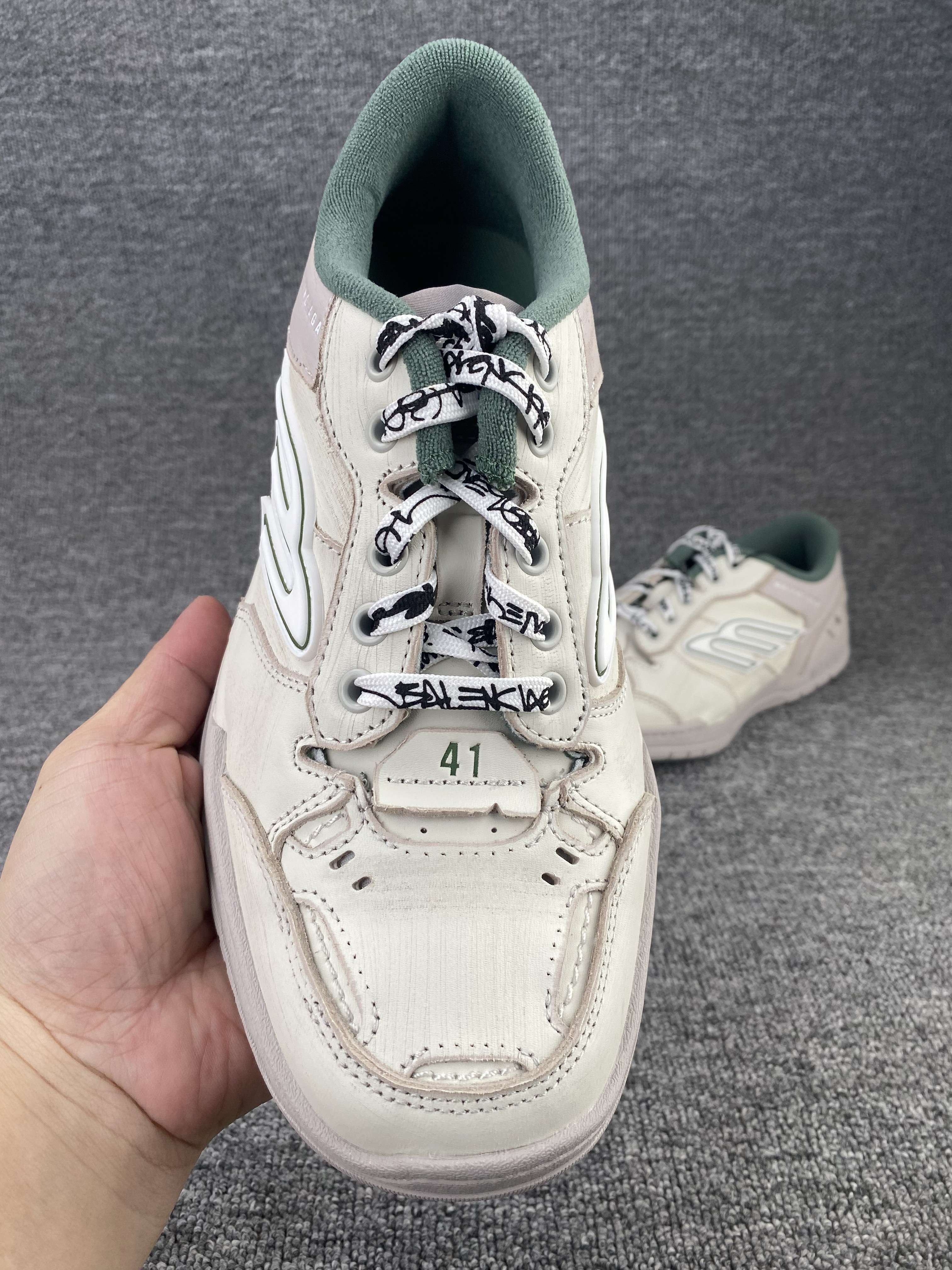 ua Ba*len*cia*ga hamptons worn-out sneaker (run one size large)