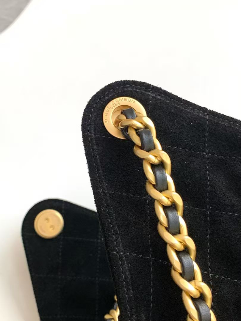 Ch*el 25c bucket bag 40x30x15cm
