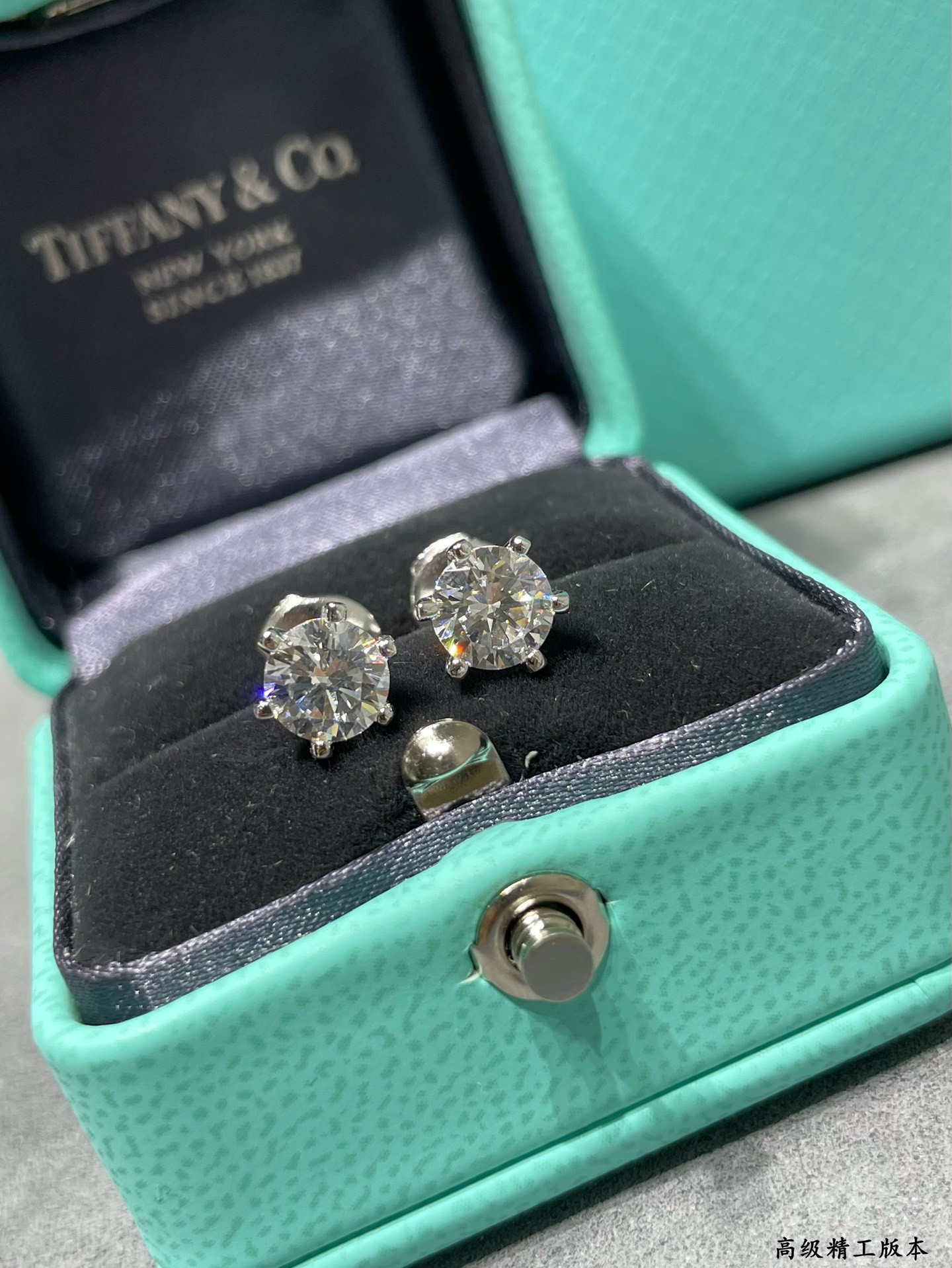 T*f*ny & co. six-prong stud earrings 6mm ag925