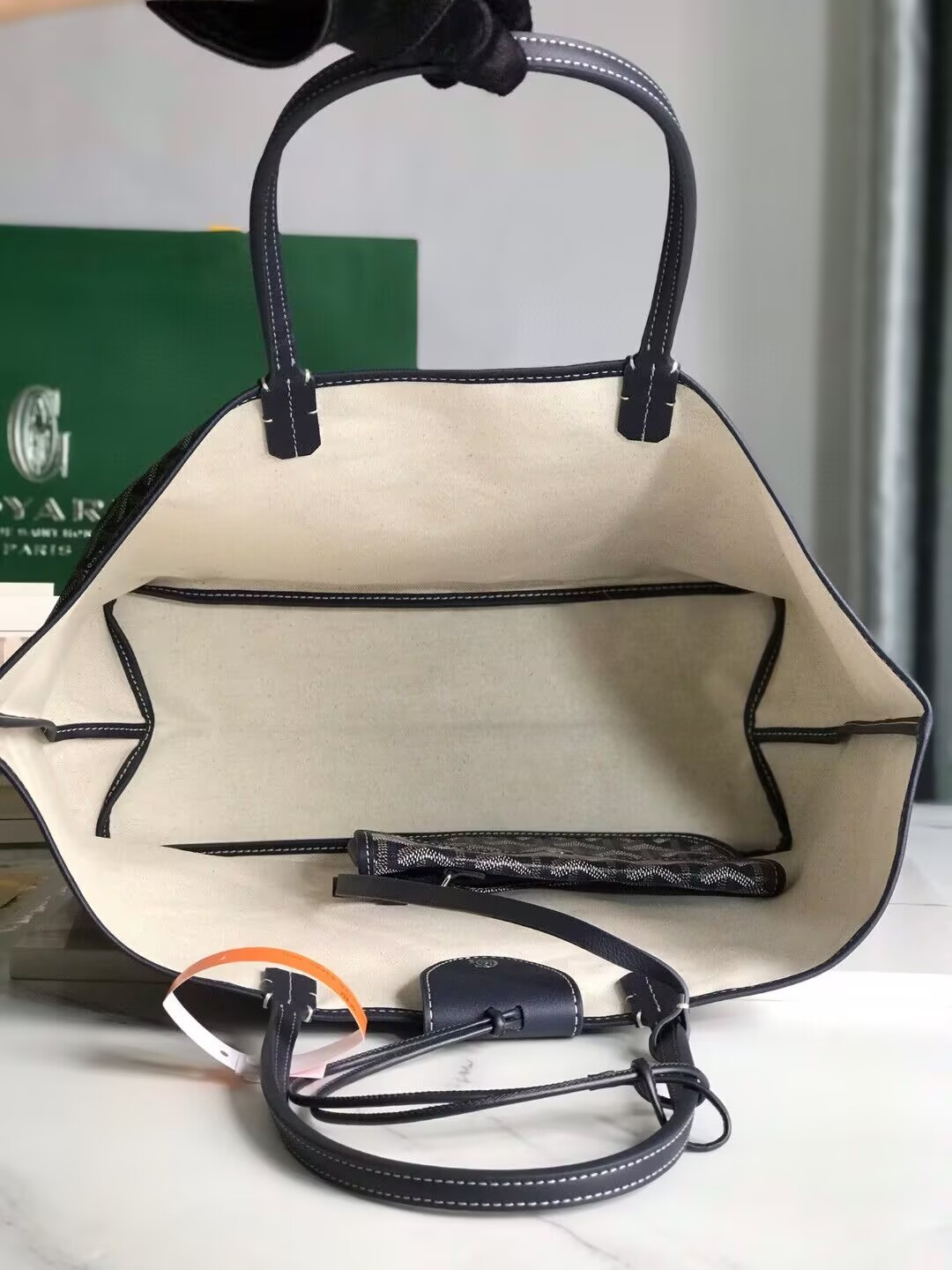 Go*ard small saint l0*is bag 28 cm x 15 cm x 34 cm