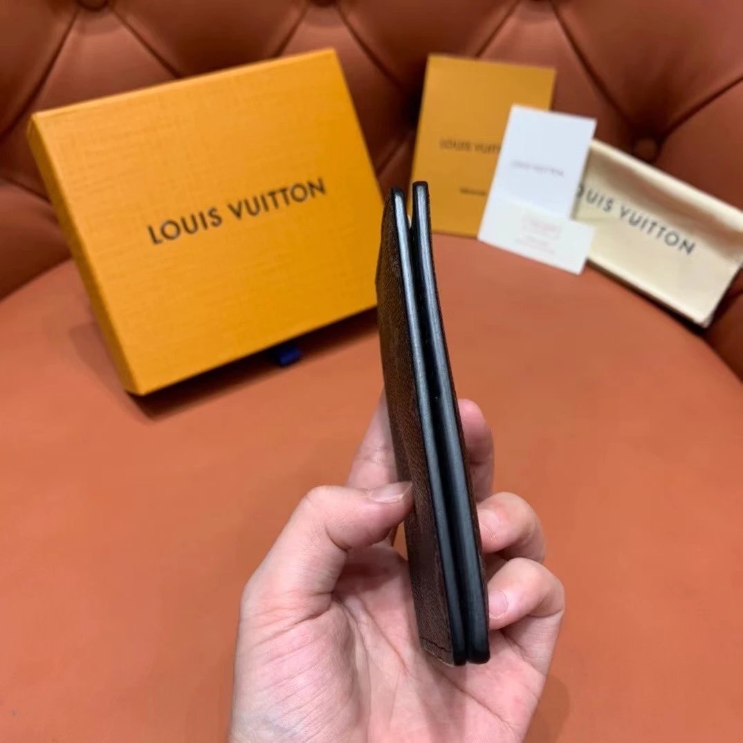 LV Christmas POCKET ORGANIZER M61696