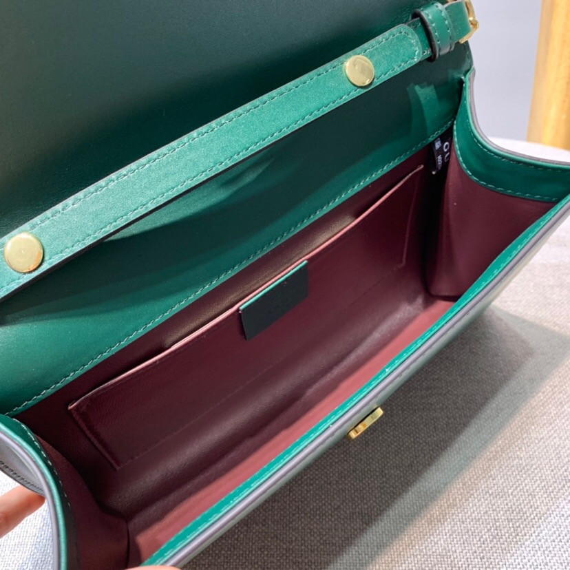 G*u*i zumi smooth leather small shoulder bag