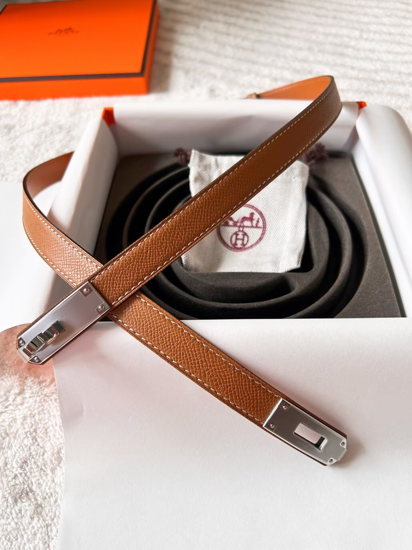 H**mes belt