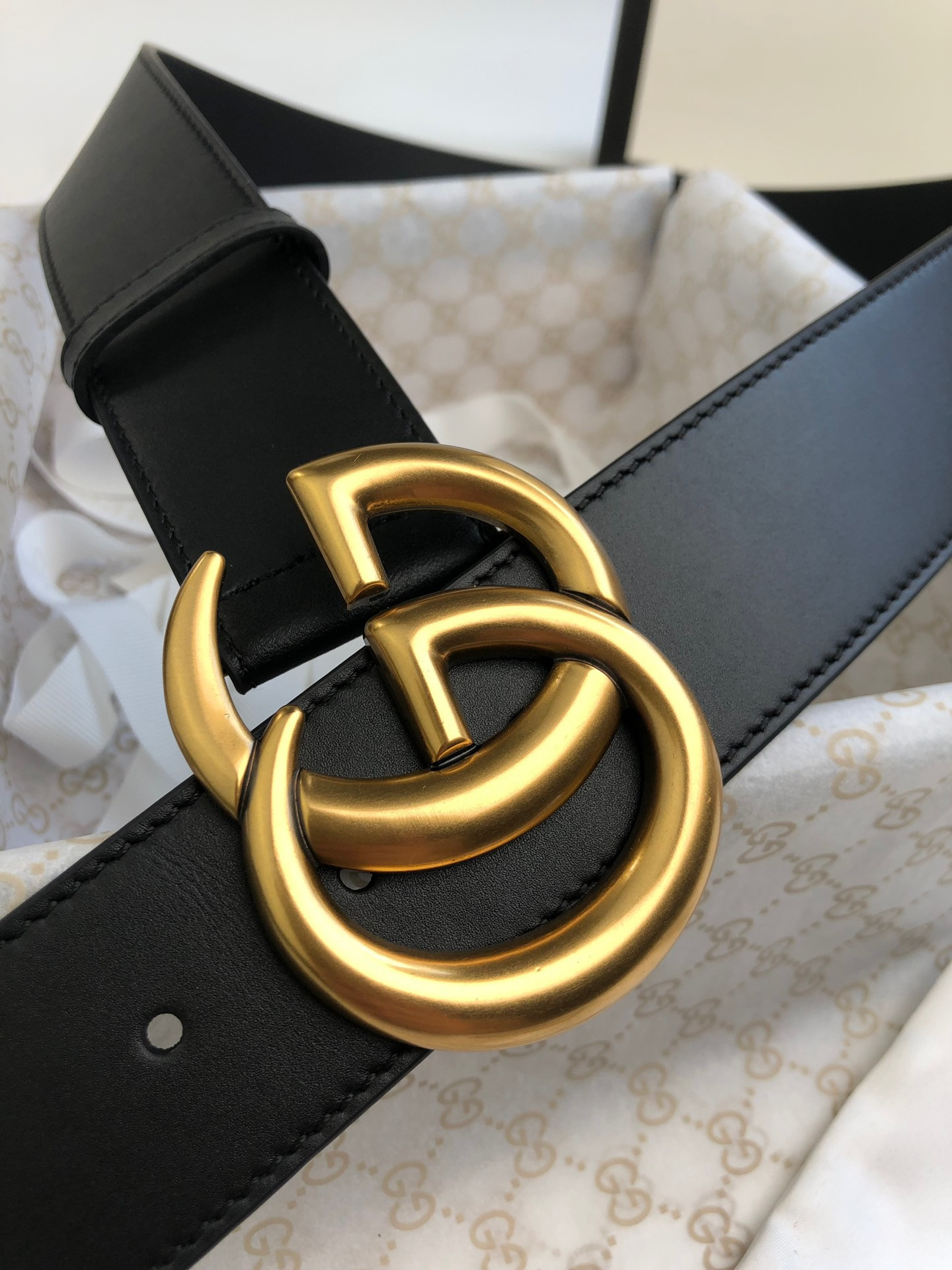 G*u*i wide leather belt with double g buckle 4.0