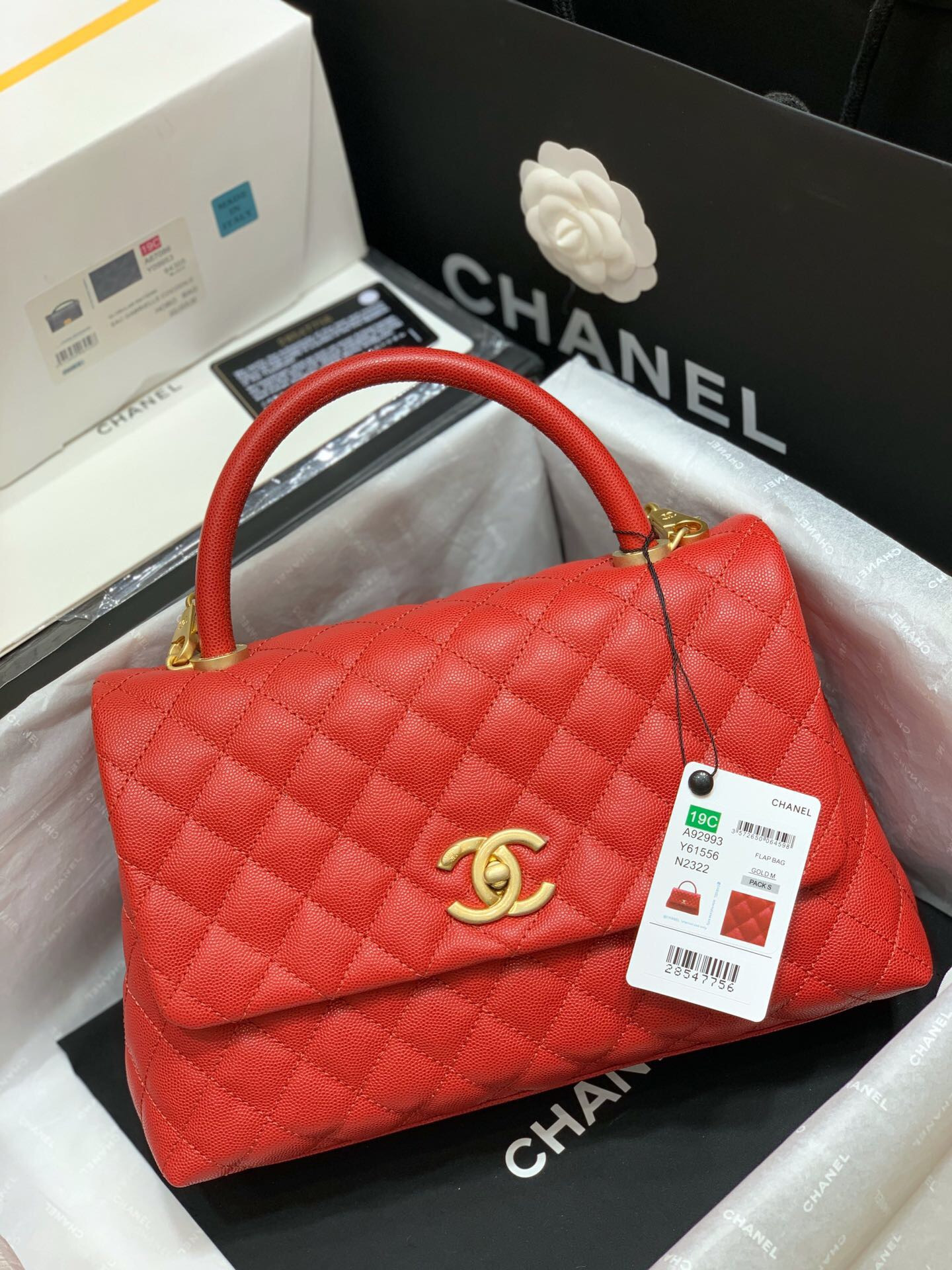 Ch*el coco handle bag medium 28cm