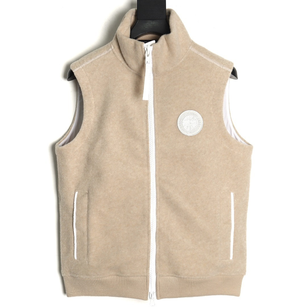 Can*a Go*e lambskin vest