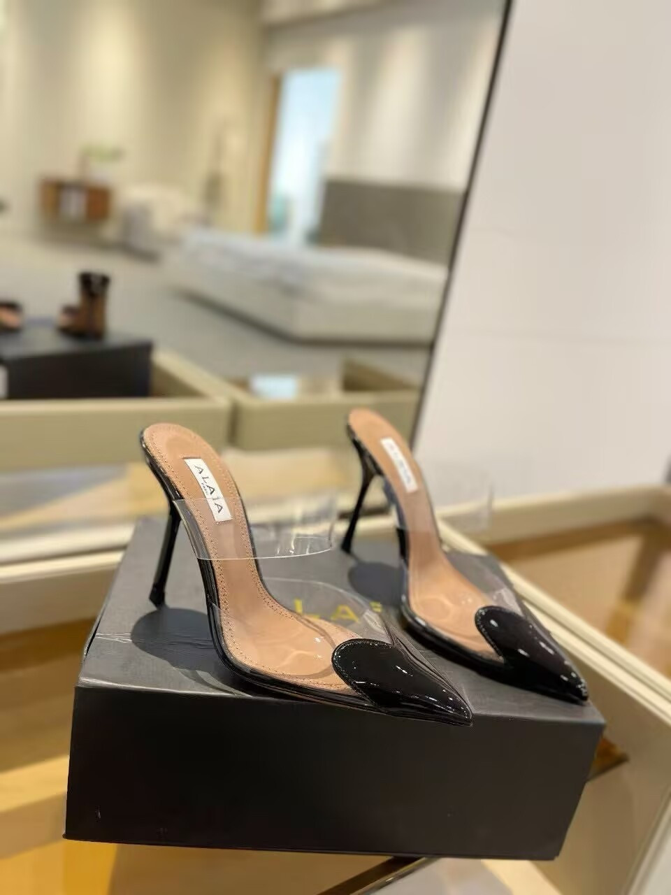 UA ALAÏA Le Coeur Mule Heart-Toe Slingback Pump 10.5cm Heel