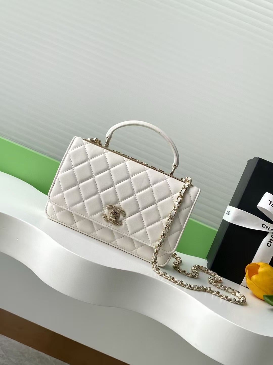 Ch*el trendy cc 12x19x3.5cm
