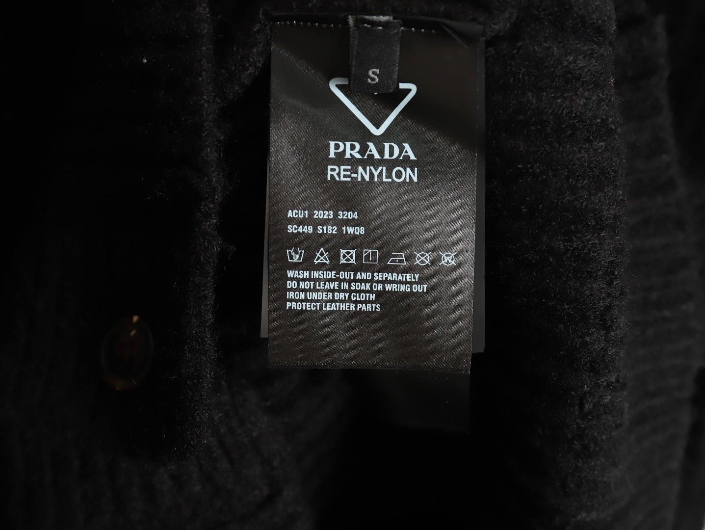 Pra*a cardigan sweaters