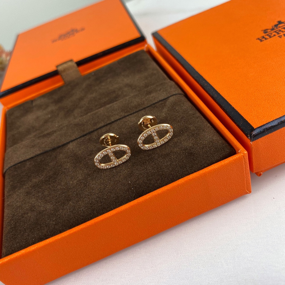 H**me5 fully di*m*nd-encrusted  h stud earrings