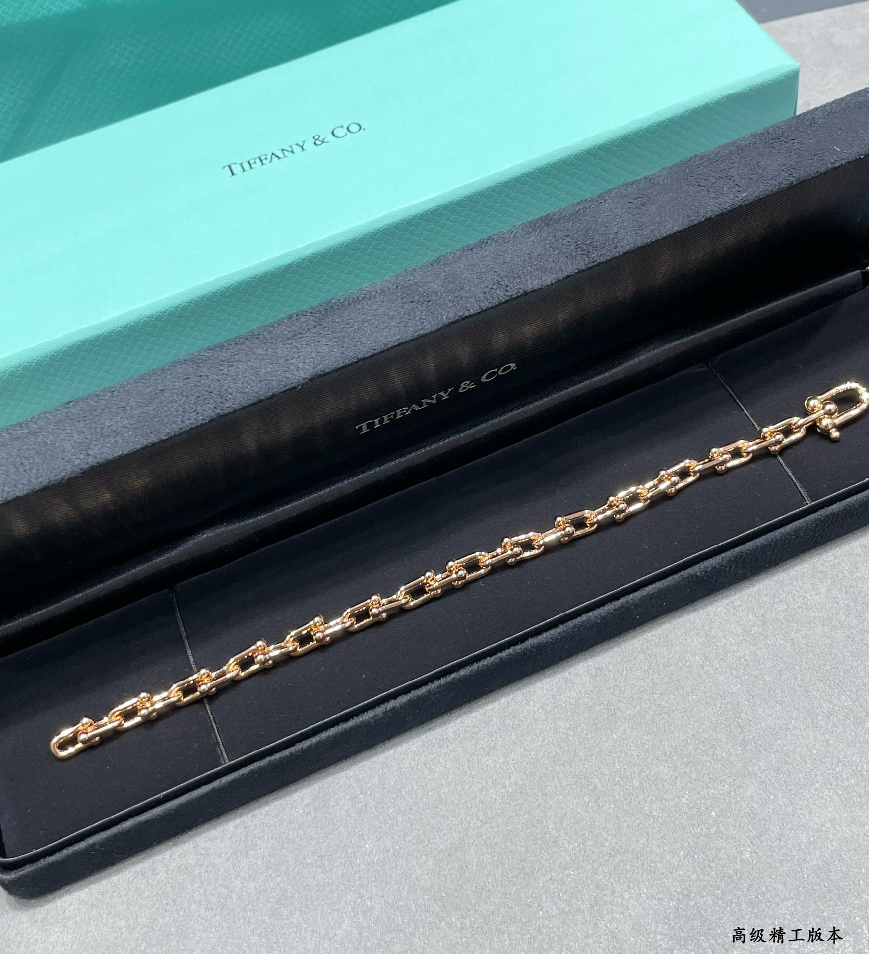 T*f*ny & co. u-link chain bracelet