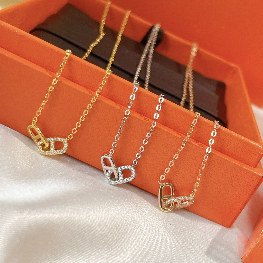 H**me5 pig nose double-ring necklace