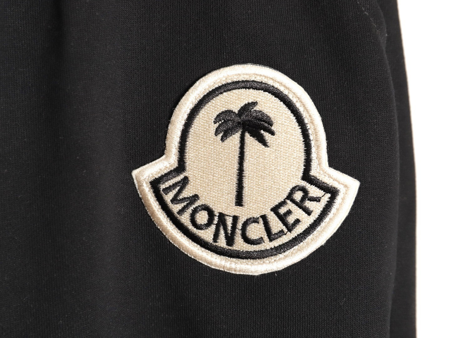 Moncler 25FW Pants