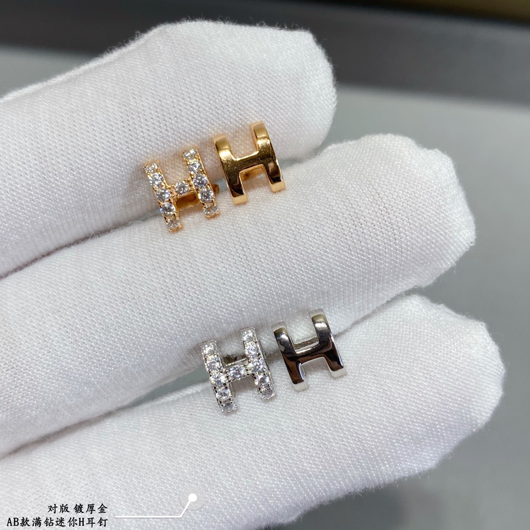 H**me5 ab style fully di*m*nd-encrusted  h  stud earrings