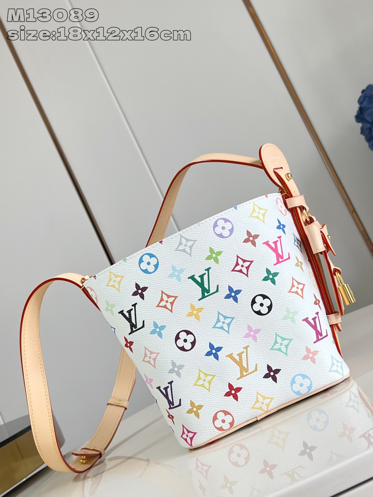 LV x TM All In BB M13089 18x12x16cm