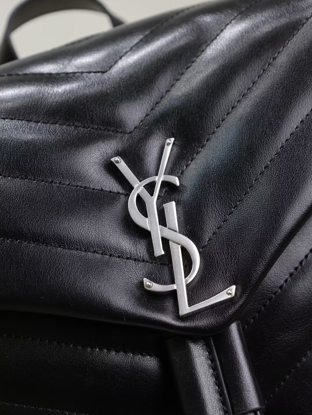 Y*L loulou backpack black 26x22x11cm