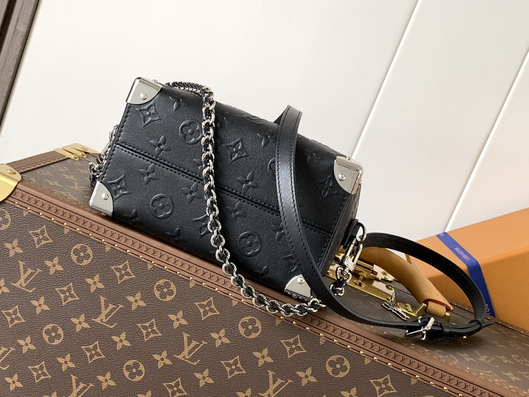 LV Monogram Bold Speedy 20 Trunk M14575 13.5 x 11 x 20.5 cm