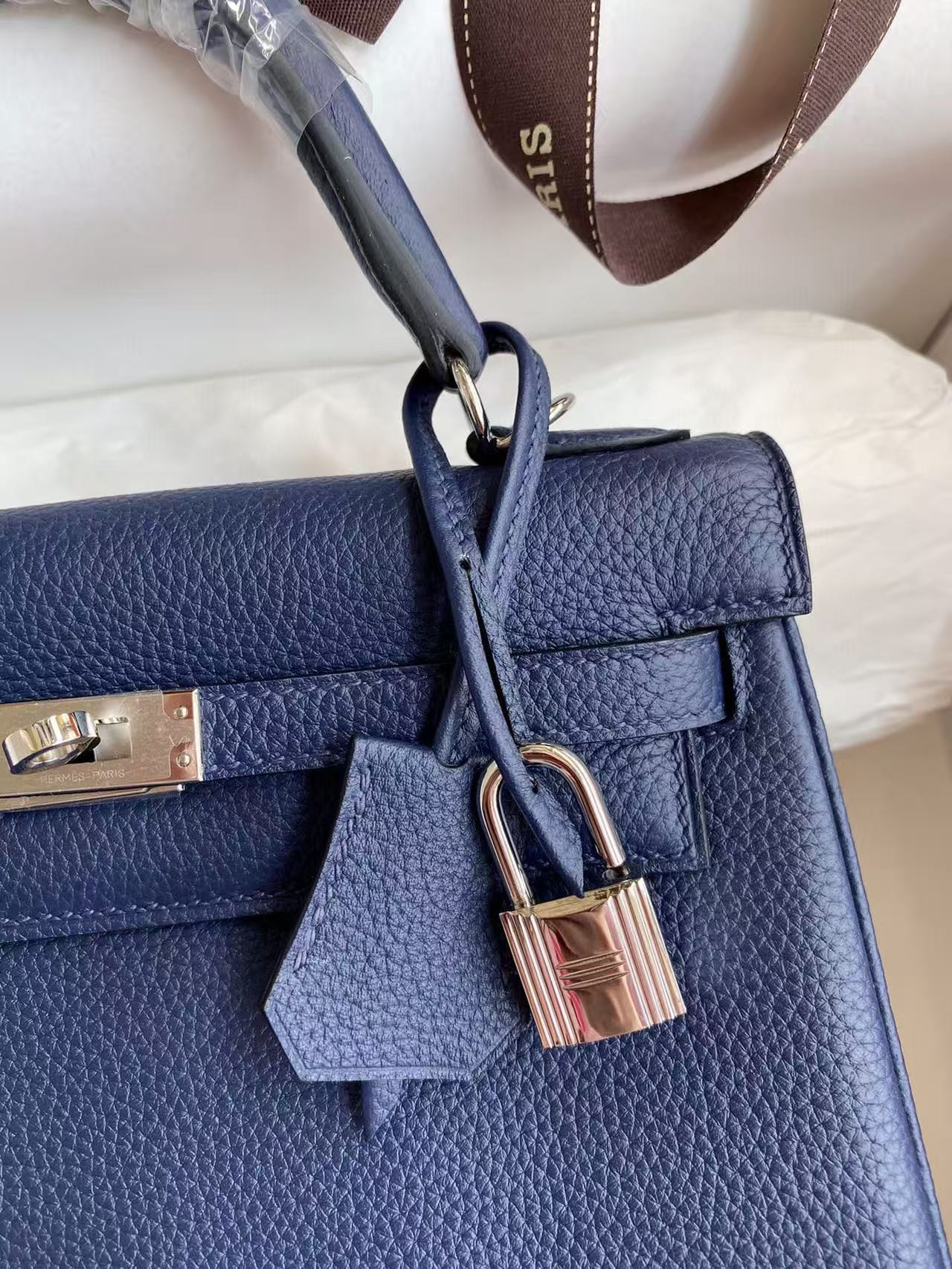 HERMÈS Kelly Silver-tone Hardware 25 28