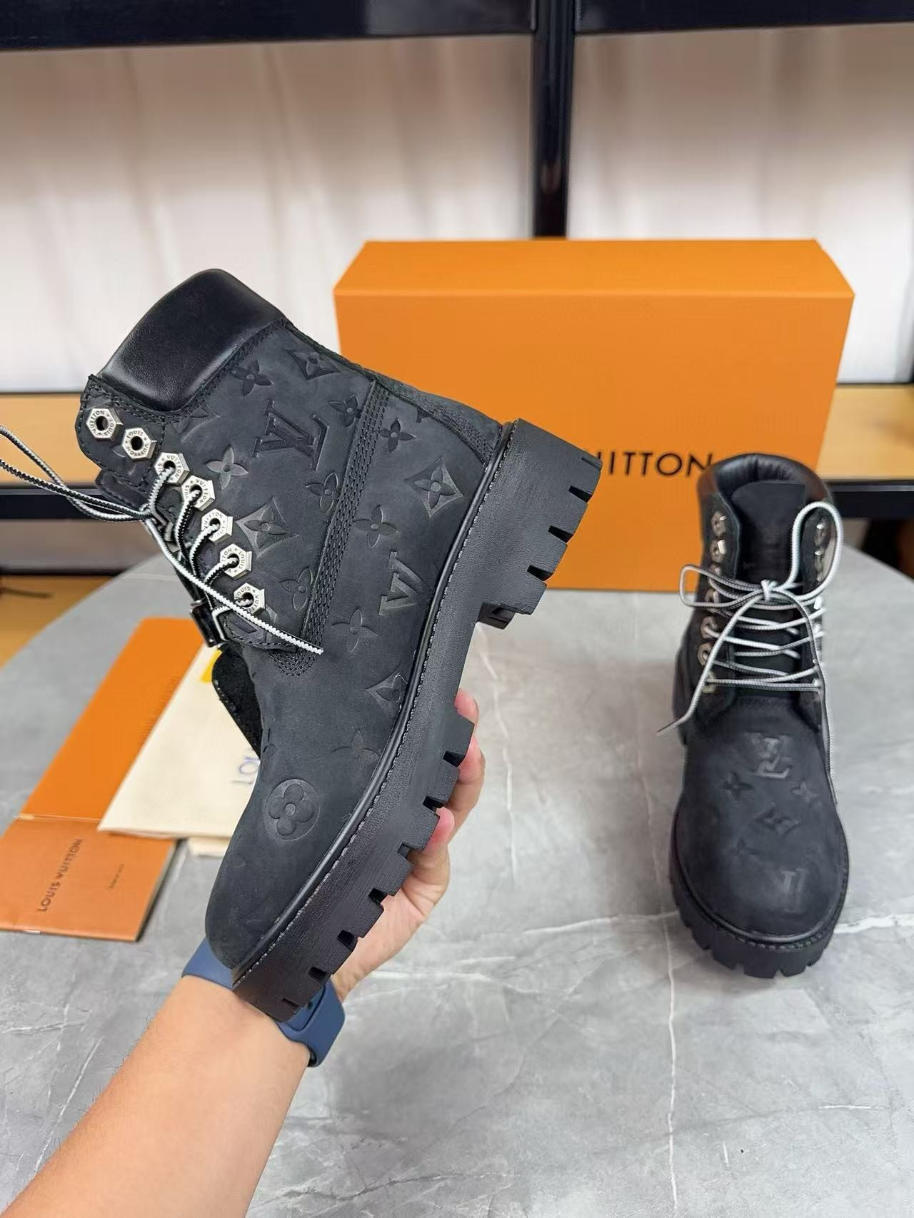 UA LV Boots