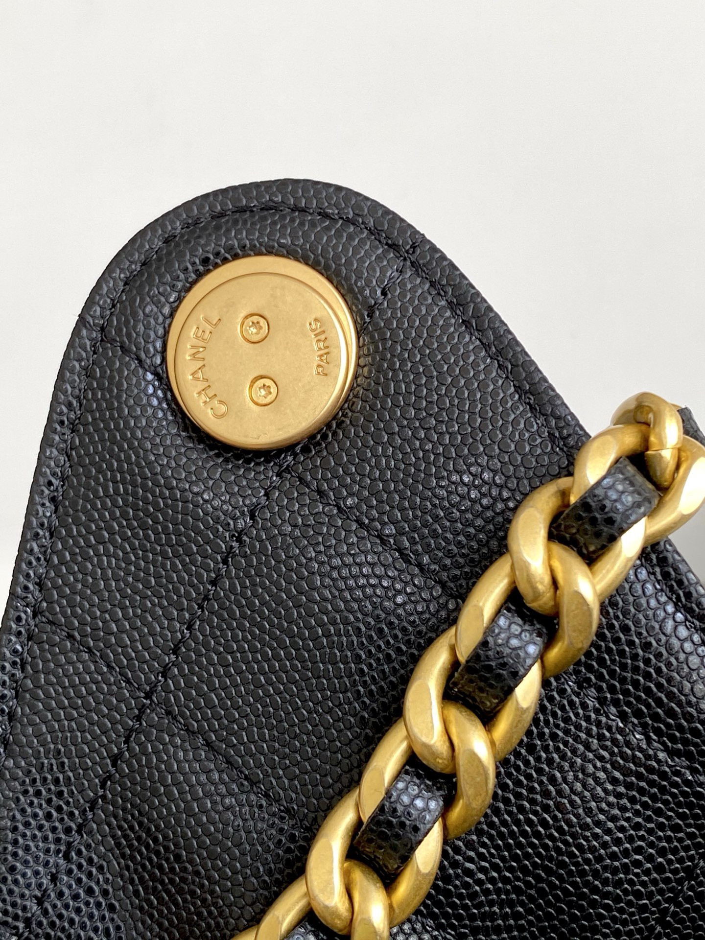 Ch*el 25c bucket bag 30x26x14cm